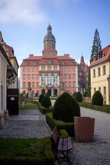 Zamek, pałac w Książu, Województwo Dolnośląskie, Polska. Widok ogólny jak i wnętrza. Wspaniała architektura. © Roman Trojanowski