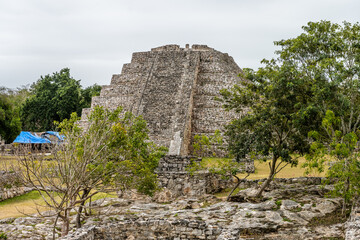 Fototapeta na wymiar Mayapan Archaeological Site, Yucatan, Mexico