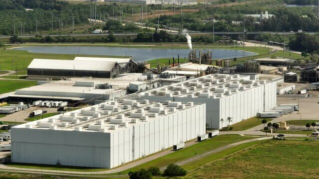 Tropicana Factory Fort Pierce FL. 4k telephoto 7x zoom parallax video
