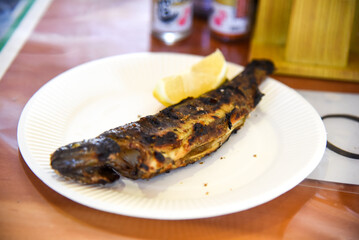 川魚　イワナの塩焼き