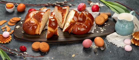 Easter sweet bread, tsoureki cozonac sliced.