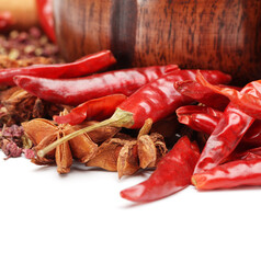 dried red chili peppers