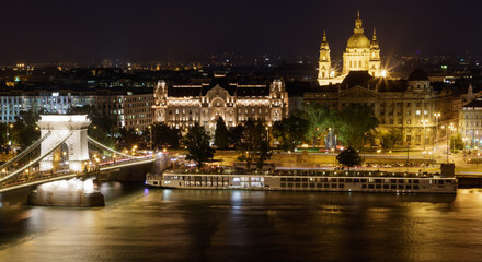Fototapeta na wymiar Budapest, Hungary night-time skyline with St Stephen Basilica