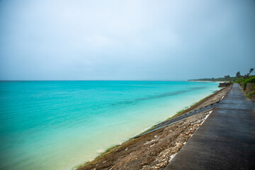 Fototapeta premium 宮古島 与那覇前浜ビーチの風景