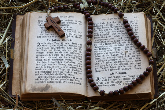 Gebetbuch mit Ostergebet