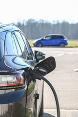 auto voiture electrique recharge borne rechargement batterie autonomie charge prise electricité