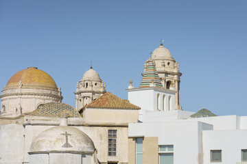 Fototapeta na wymiar Altstadt mit der Kathedrale von Cadiz, Spanien