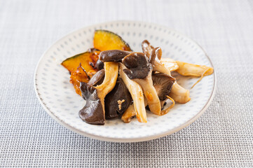 きのこの和風炒め