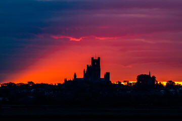 Obraz premium Dawn over Ely Cathedral, 23rd October 2021
