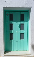 Fototapeta premium PUERTA VERDE EN UN PUEBLO DE ANDALUCIA