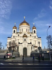 Fototapeta na wymiar Facade of Cathedral of Christ the Saviour in Moscow, Russia 
