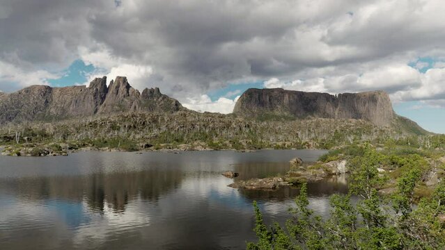 an afternoon pan of lake elysia and mt geryon at the labyrinth in cradle mountain-lake st clair national park of tasmania, australia