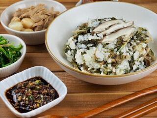 한국음식 시래기 버섯밥과 반찬