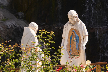 representation of the apparition of the virgin of guadalupe