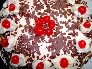 Schwarzwälder-Kirsch-Torte