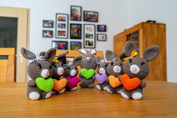 Amigurumi Easterbunnys with Hearts in different Colours. Selfmade Handmade Bavaria Germany