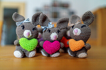 Amigurumi Easterbunnys with Hearts in different Colours. Selfmade Handmade Bavaria Germany