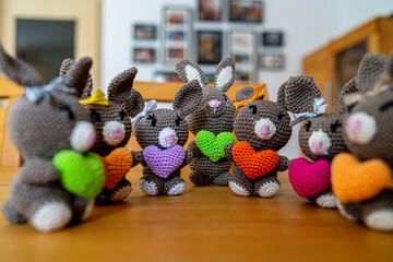Amigurumi Easterbunnys with Hearts in different Colours. Selfmade Handmade Bavaria Germany