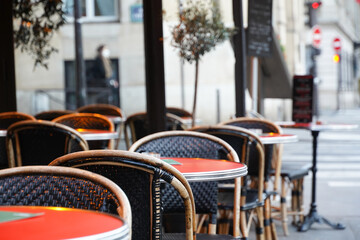 terrace of an empty Parisian restaurant, without customers. photo during the day.