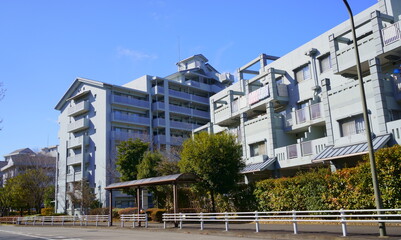 静かな住宅街のマンション