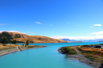 Fototapeta na wymiar テカポ湖、羊飼いの教会、エメラルドグリーン、湖、絶景（ニュージーランド）