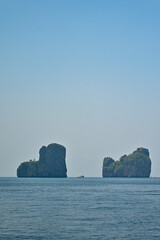 Naklejka premium island in the sea