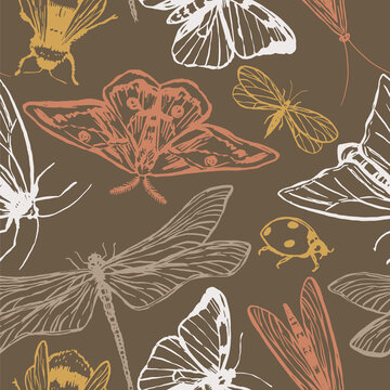Flying insects vector seamless pattern. Hand drawn illustration of bugs, butterflies, dragonfly, moth, ladybug, bees. Retro style ornament for design background, decor, wallpaper.
