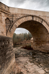 Fototapeta na wymiar The Roman Bridge and the Calahorra Tower in Cordoba, Spain