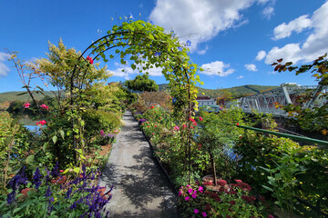 Bridge of Flowers Path