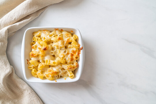 American mac and cheese, macaroni pasta in cheesy sauce