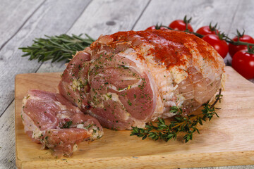 Chicken roll with herbs