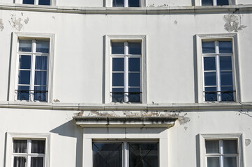 Belgique Bruxelles immobilier batiment architecture renovation chantier logement grue Place des Barricades