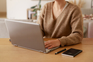 woman working on laptop