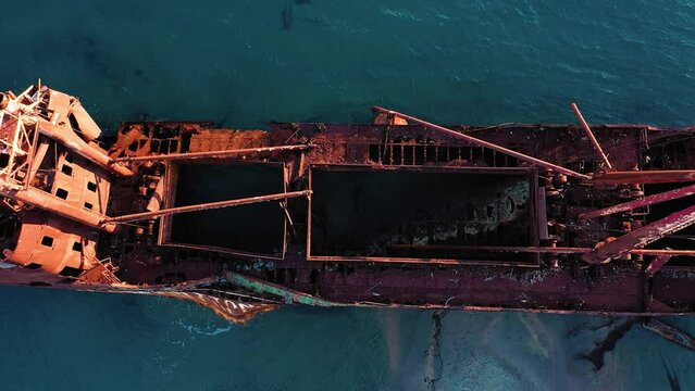 Dimitrios ship wreck near Gythio