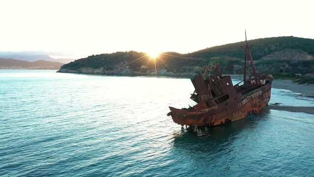 Dimitrios stranded ship near Gythio