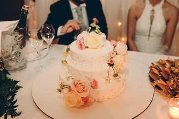 wedding cake with flowers