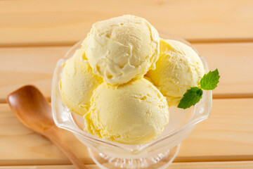 濃厚で美味しいミルクアイスクリーム