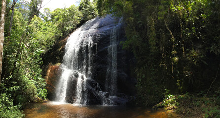 Fototapeta na wymiar waterfall in the forest Brazil