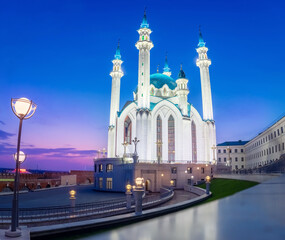 Fototapeta na wymiar Sunset Kul Sharif mosque Kazan Kremlin, Republic of Tatarstan. Concept Travel Beautiful Russia