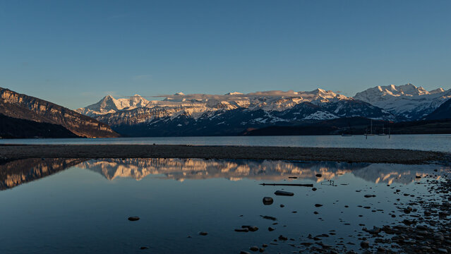 Thunersee im Abendlicht