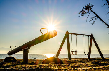 Fototapeta premium rustic swing at a park