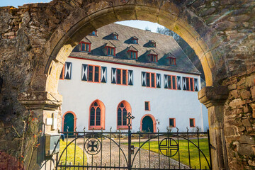 Torbogen am Kloster Ehrenstein, Wied