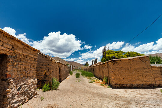 Adobe houses in San Bernardo de las Zorras in Salta, Argentina