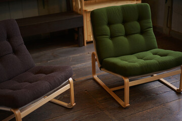 和モダンな一人がけソファ