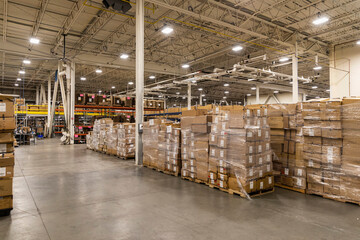 E-Commerce Warehouse with nobody