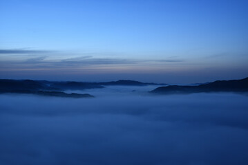 Fototapeta premium Sea of clouds in early morning