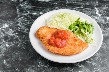 トンカツのトマトソース