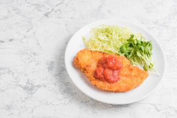 トンカツのトマトソース