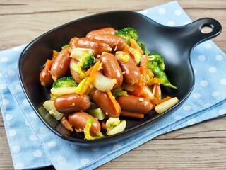 소시지 채소볶음, 음식