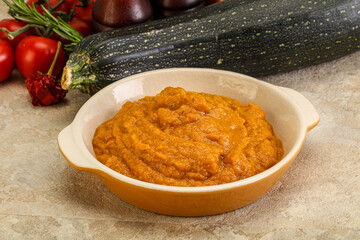 Vegetarian cuisine - Zucchini puree with herbs